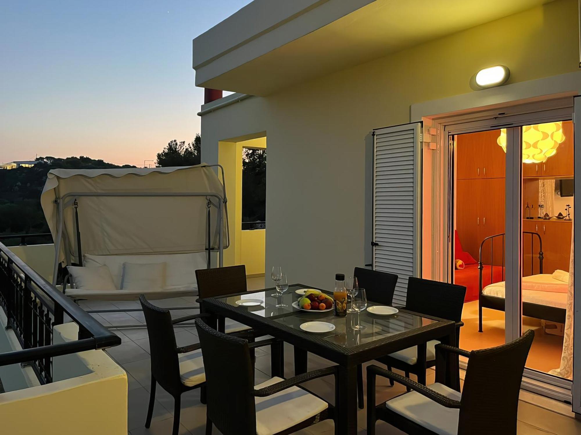 Souda Bay View With Private Pool Near Chania La Canea