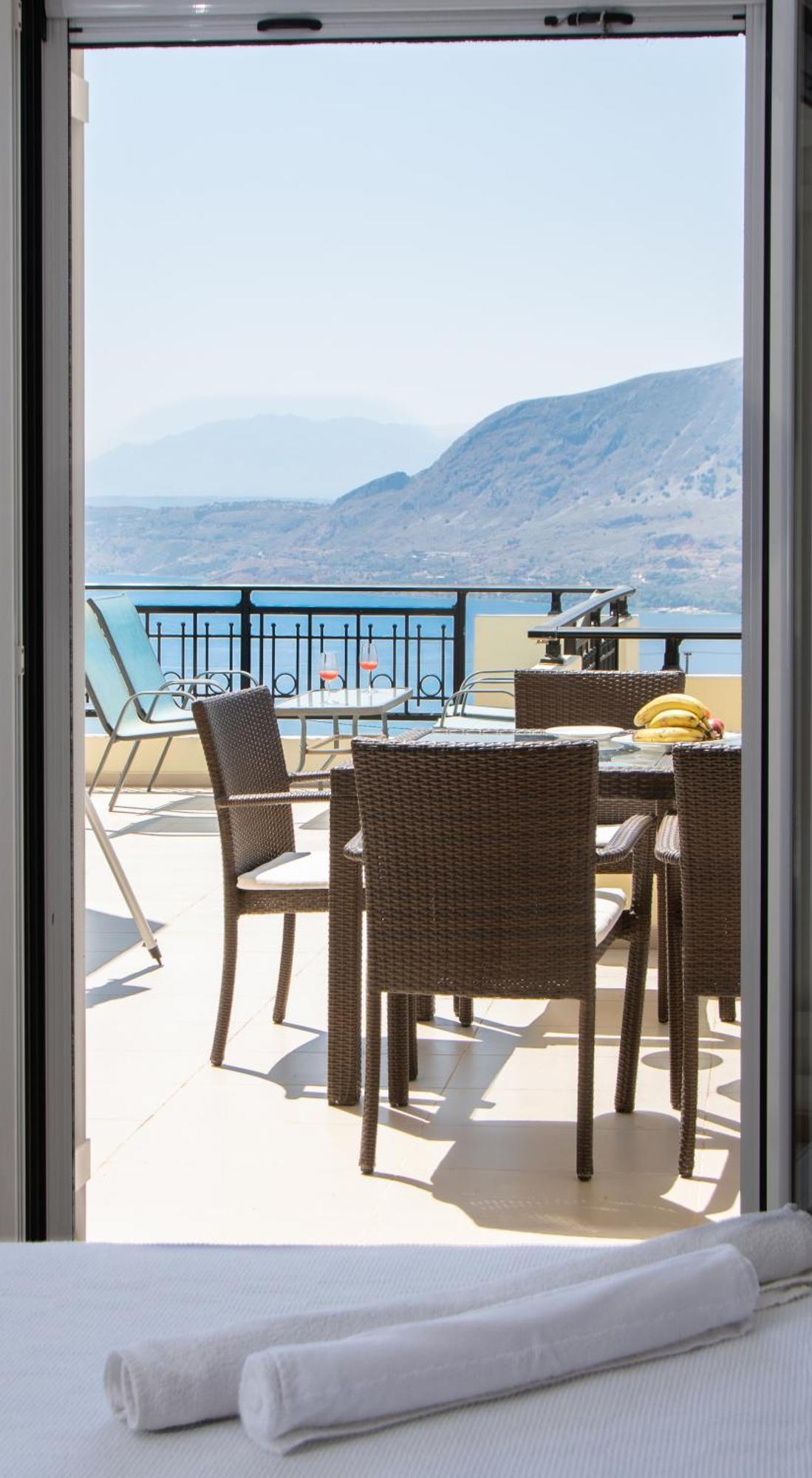 Souda Bay View With Private Pool Near Chania * La Canea